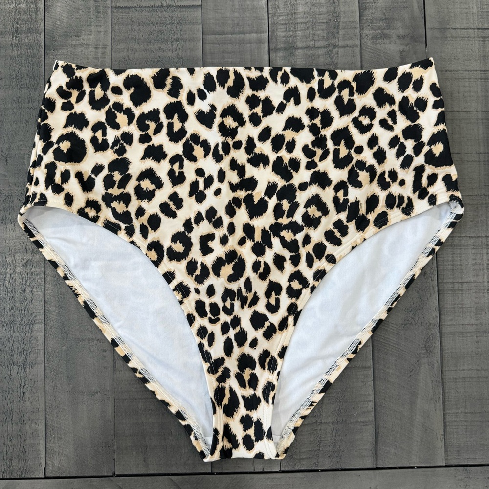 Women’s Old Navy High-Waisted Bathing Suit Bottom; Leopard Print; Size Large